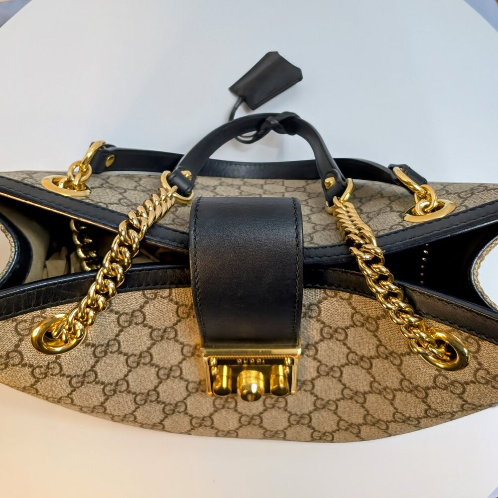 Gucci GG Supreme Padlock Large Tote Bag - Picture 16 of 16